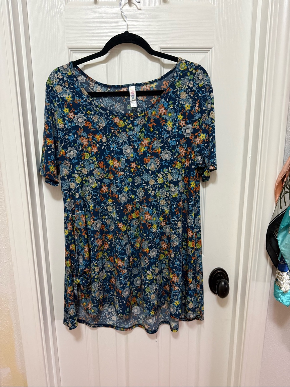 LuLaRoe Navy Multicolor Floral Scoop Neck Tunic